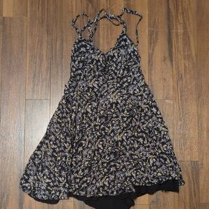 Kimchi Blue / Urban Outfitters Floral Mini Dress Size 4/XS